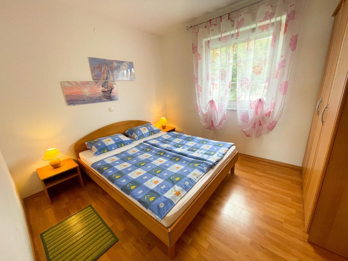 Apartmani Toni Dramalj Kültér fotó