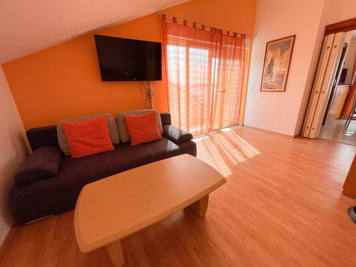 Apartmani Toni Dramalj Kültér fotó